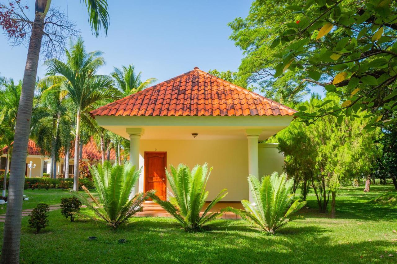 San Luis Pato Canales Hotel & Resort מראה חיצוני תמונה