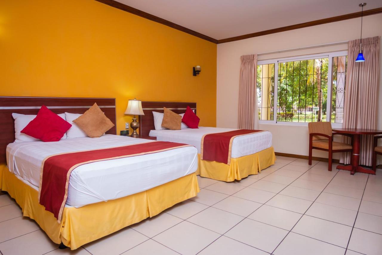 San Luis Pato Canales Hotel & Resort מראה חיצוני תמונה